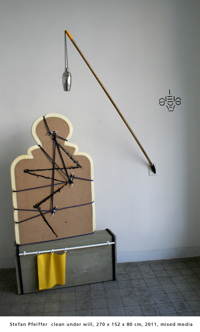 Stefan Pfeiffer  clean under will, 270 x 152 x 80 cm, 2011, mixed media 