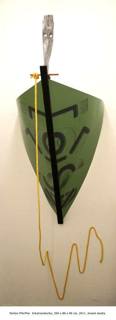 Stefan Pfeiffer  Schattenbarke, 250 x 80 x 90 cm, 2011, mixed media 